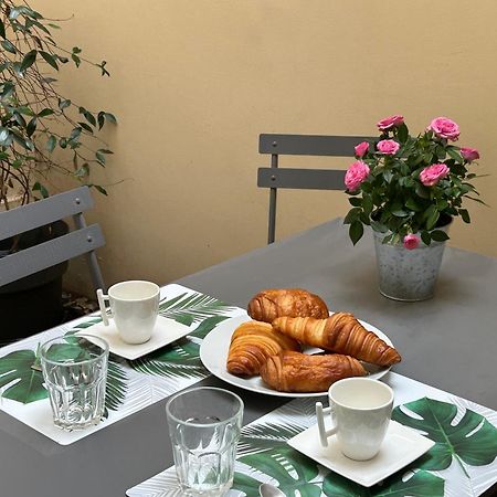 Charmant Studio Au Coeur De Париж Экстерьер фото